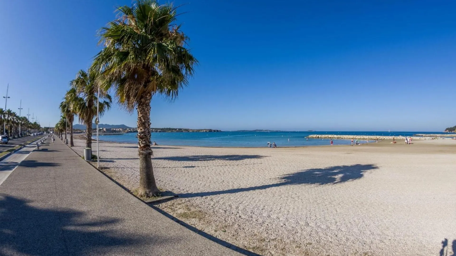 Apartment 2 Bedrooms With Balon - Near Beach Six-Fours-les-Plages