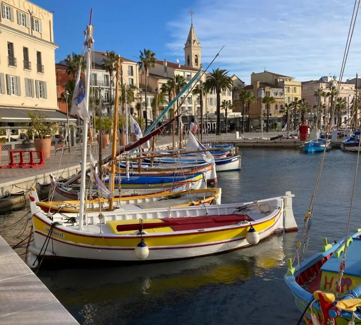 Apartment 2 Bedrooms With Balon - Near Beach Six-Fours-les-Plages